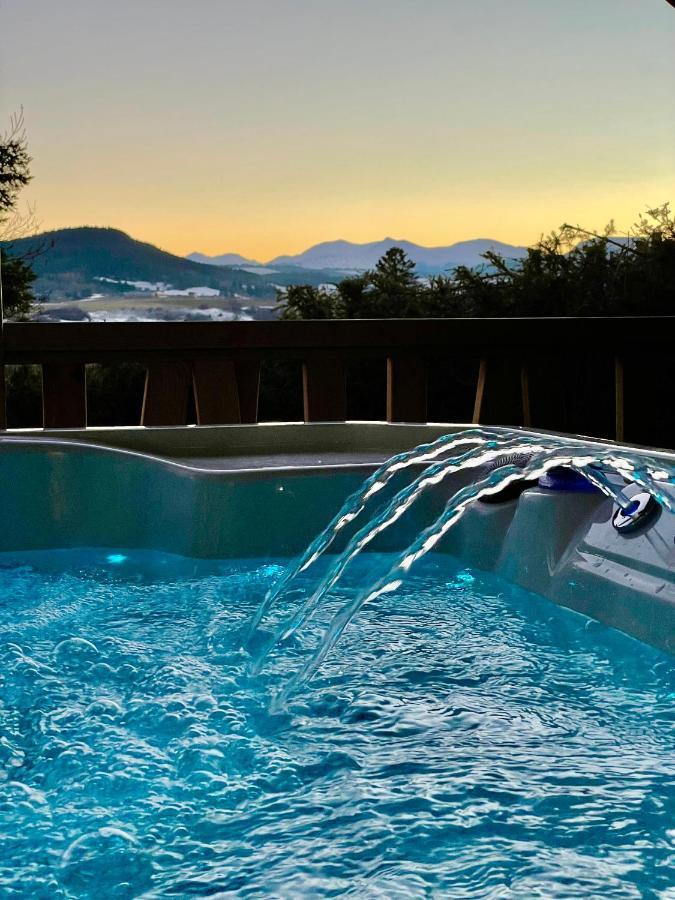 Domaine Les 2 Mondes Hotel Aydat Eksteriør billede