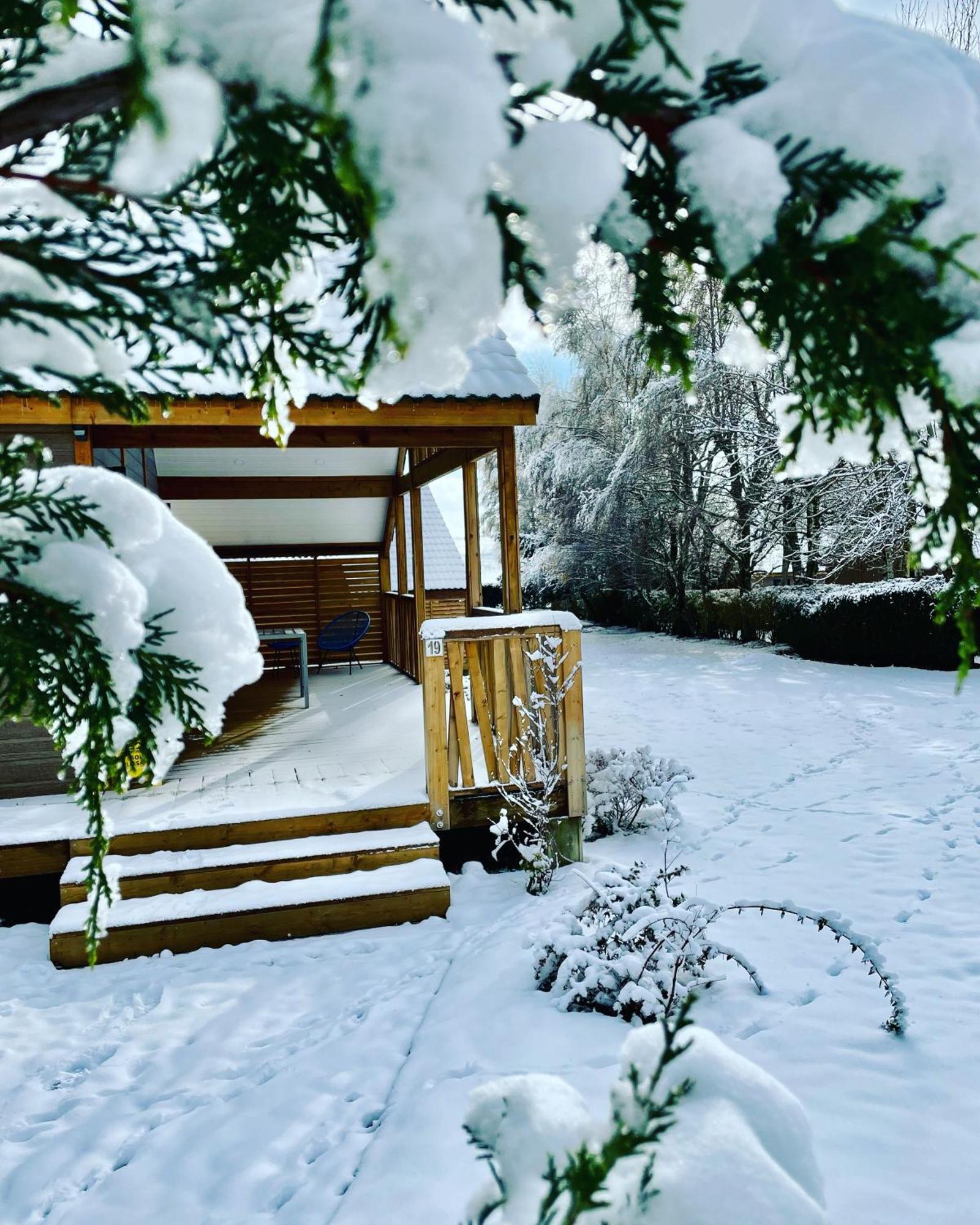Domaine Les 2 Mondes Hotel Aydat Eksteriør billede